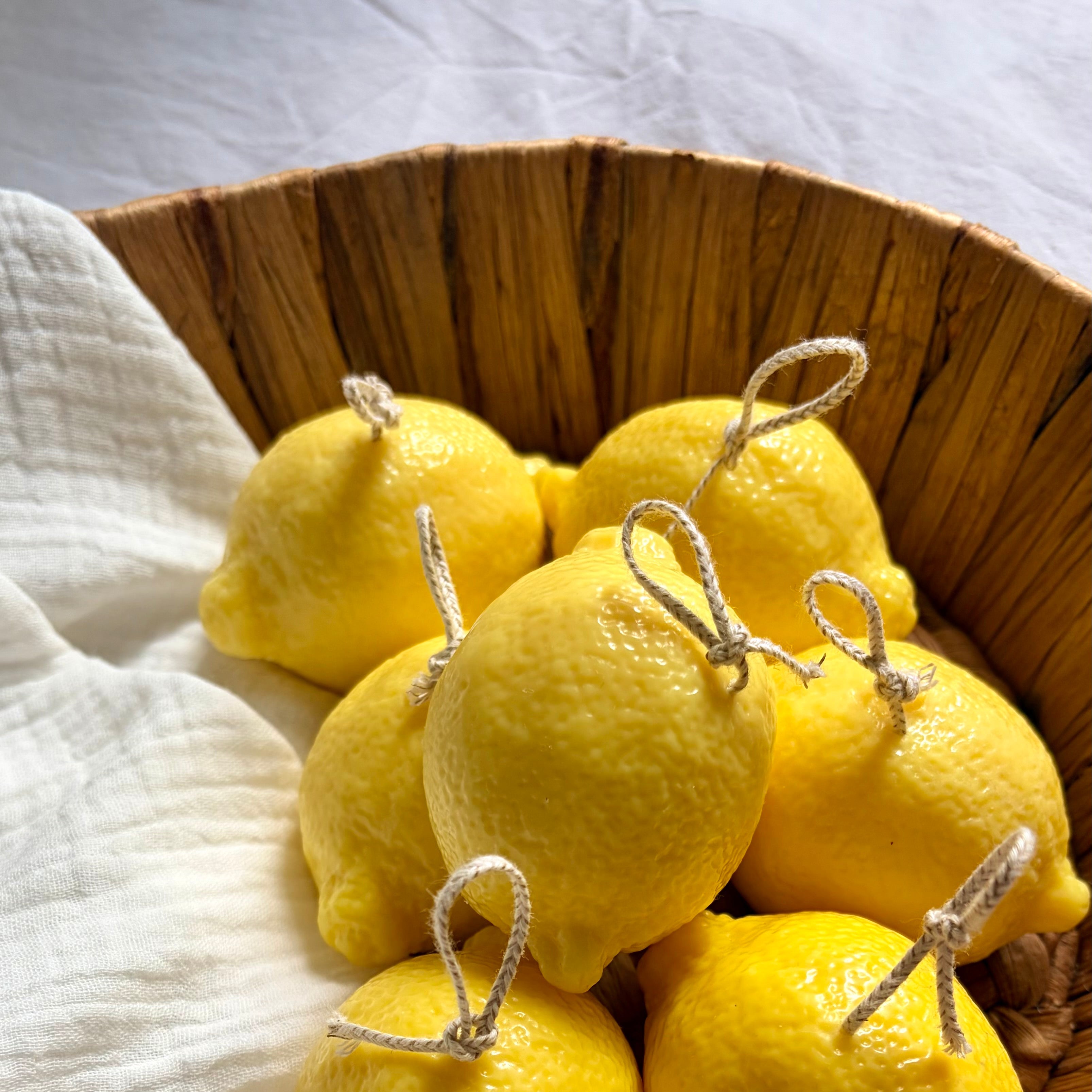 Pack 4 und - Vela decorativa Lemon